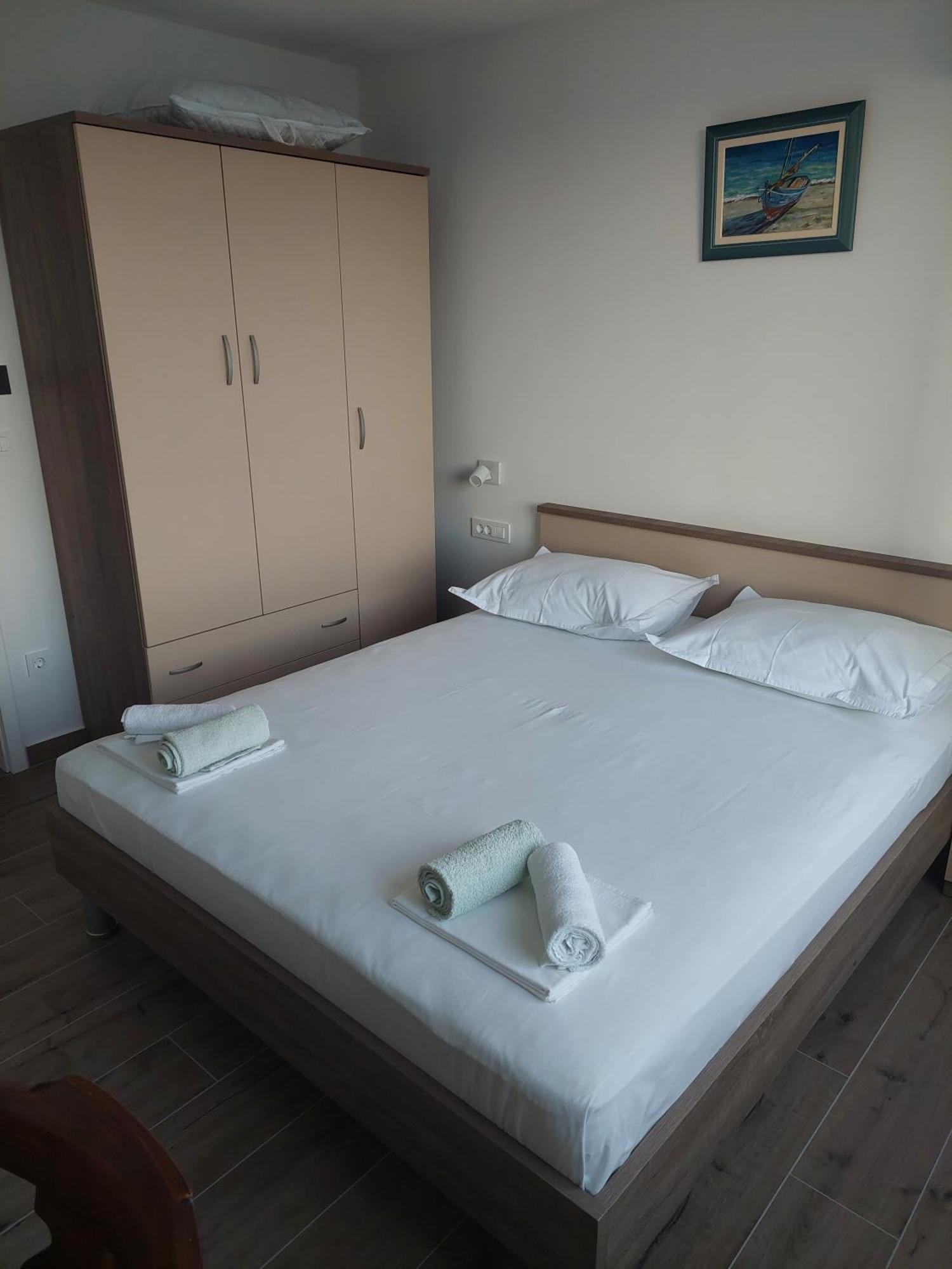Apartman Njavro Podgora Zewnętrze zdjęcie